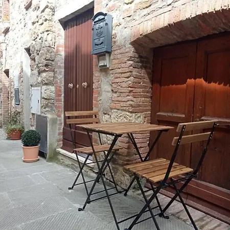 Lägenhet La Casa Di Emilio Ii *